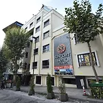 Sunlight Hotel