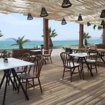 Miramar Hotel