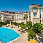 L\'Oceanica Beach Resort