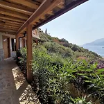 Peninsula Gardens Hotel (Adults Only)