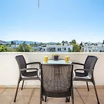 Central, Cozy, 15 Min Walk To The Beach, Fast Wi-Fi, Free Parking, 4Ppl