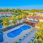 Sayanora Hotel