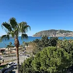 Rosella Hotel
