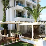 Munamar Beach Residence (Adults Only)