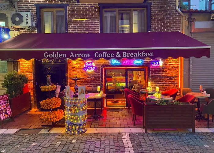 Golden Arrow Old City Hotel