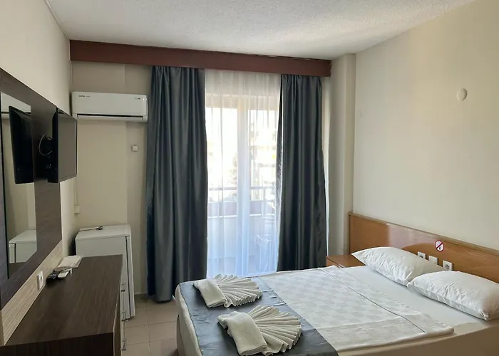 Rosella Hotel