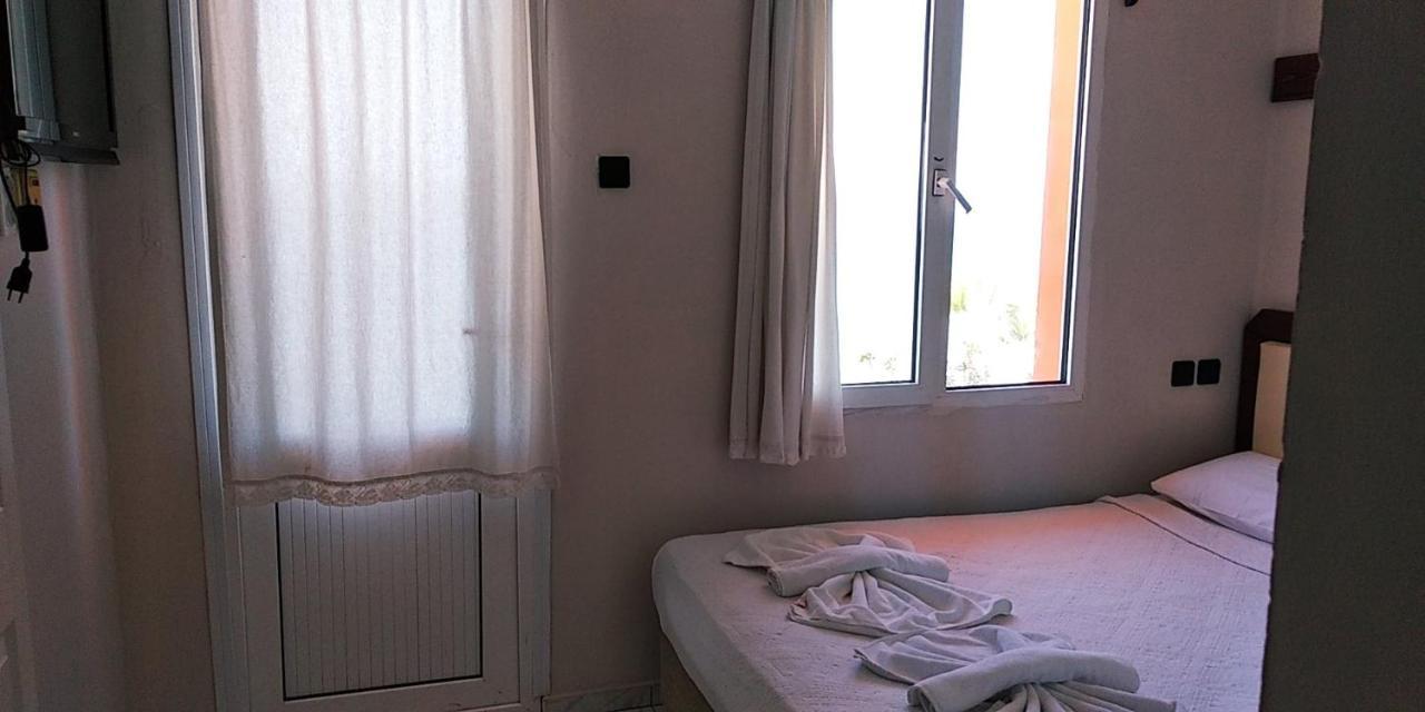 Ladies Beach Hotel