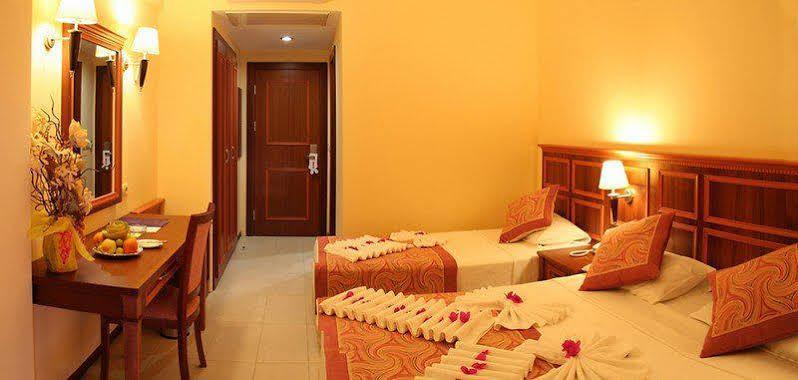 Hotel Grand Nar (adults Only) 4*