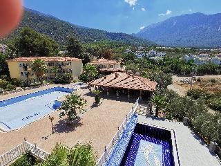Hotel Celay 3*