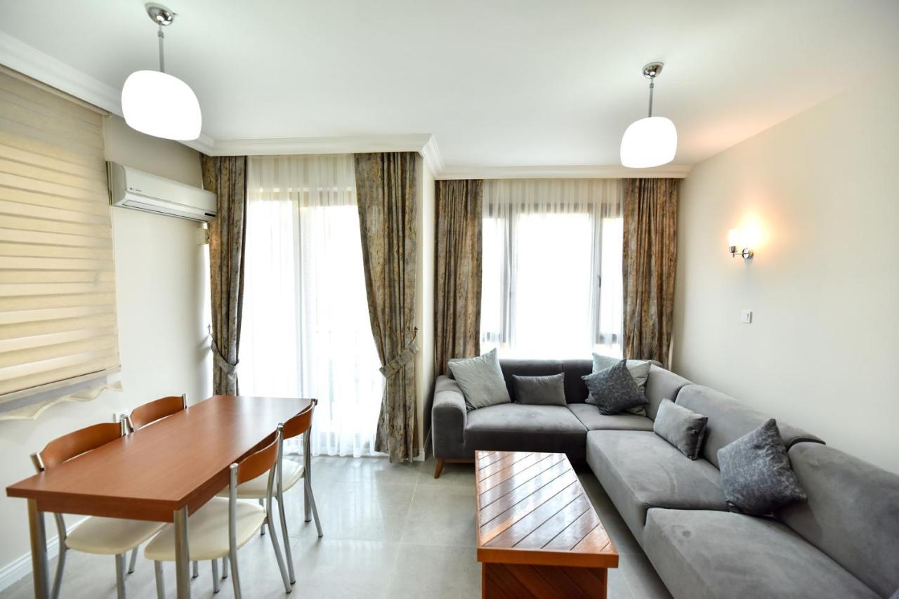Aparthotel Yali