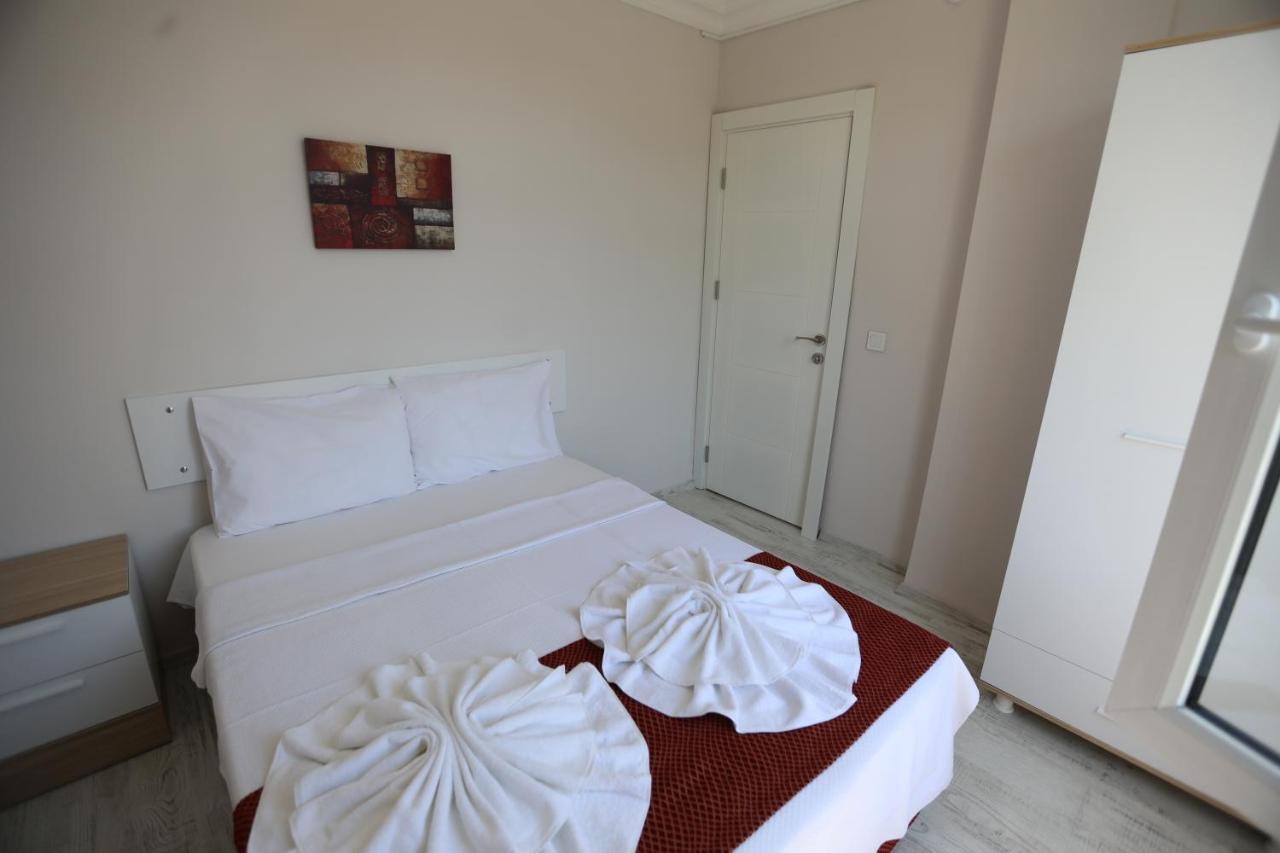 Paradise Hotel 3*