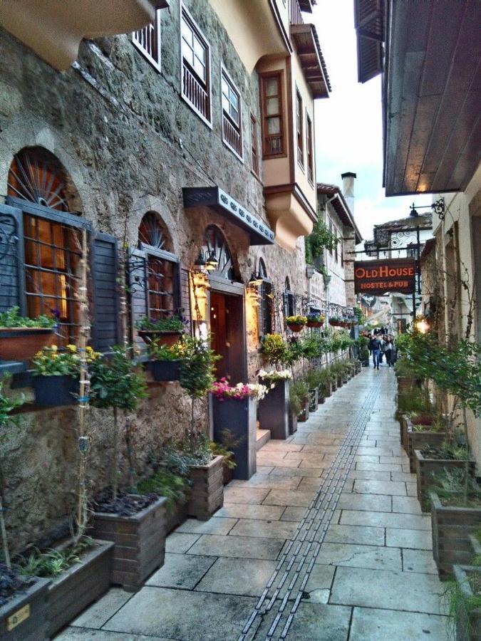 Castello & Aparts Hotel 3*