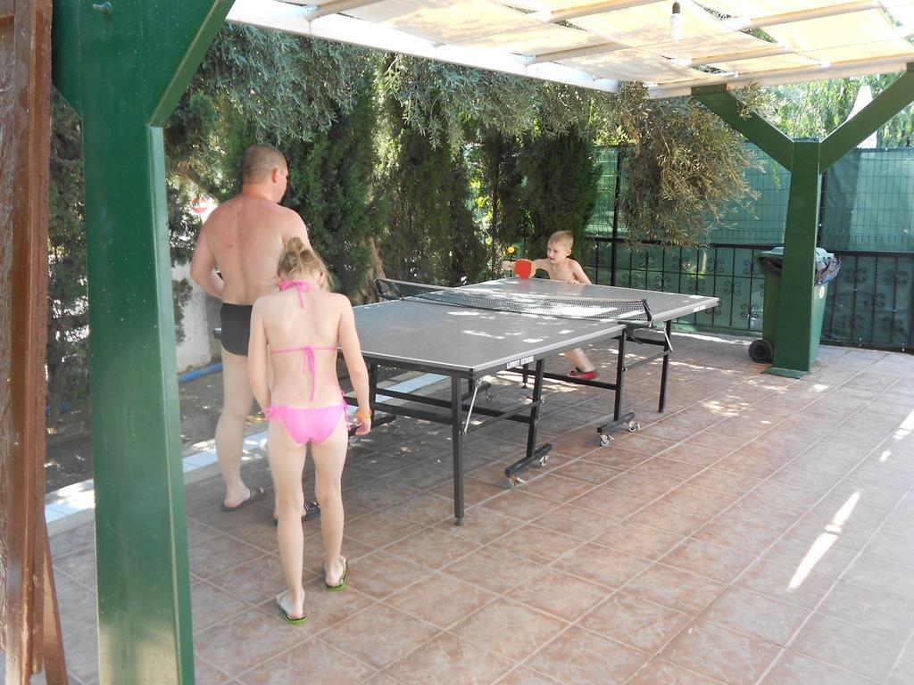 Pigale Family Club
