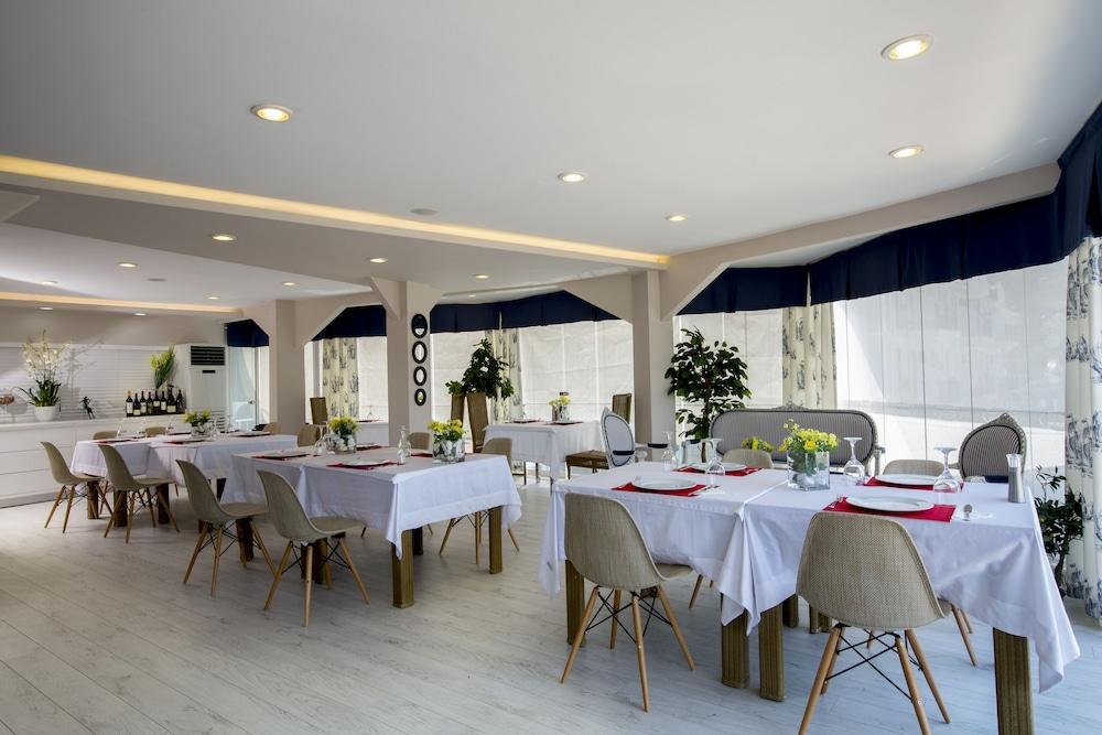 Hotel Ata Park 4*