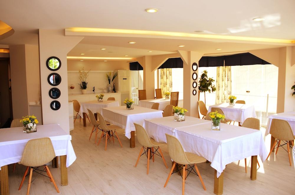 Ata Park Hotel 4*