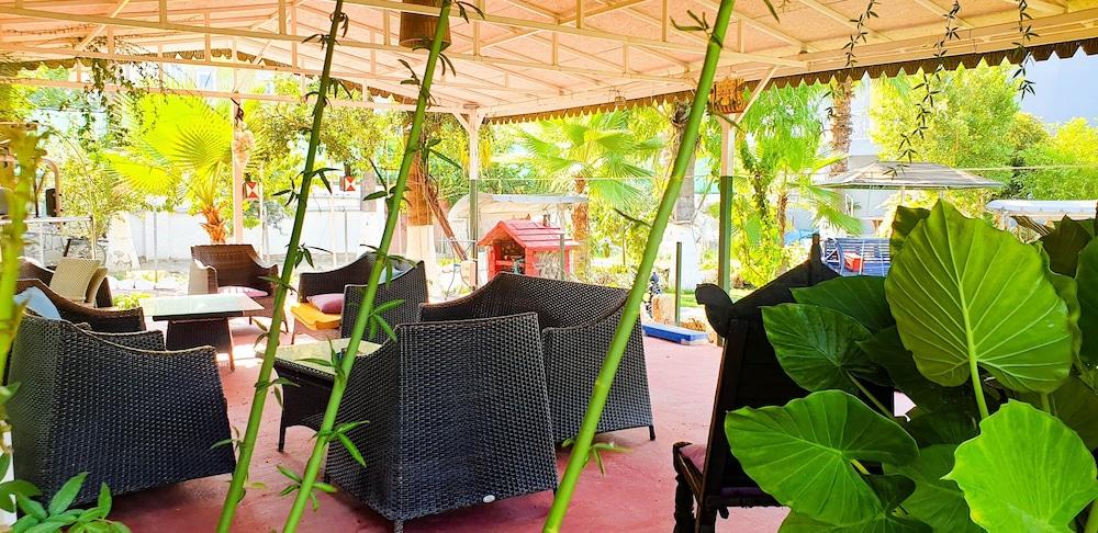 Erendiz Garden 3*