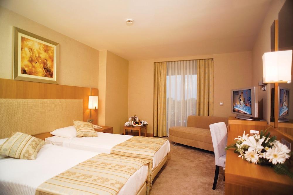 Crystal Prestige Elite Kemer