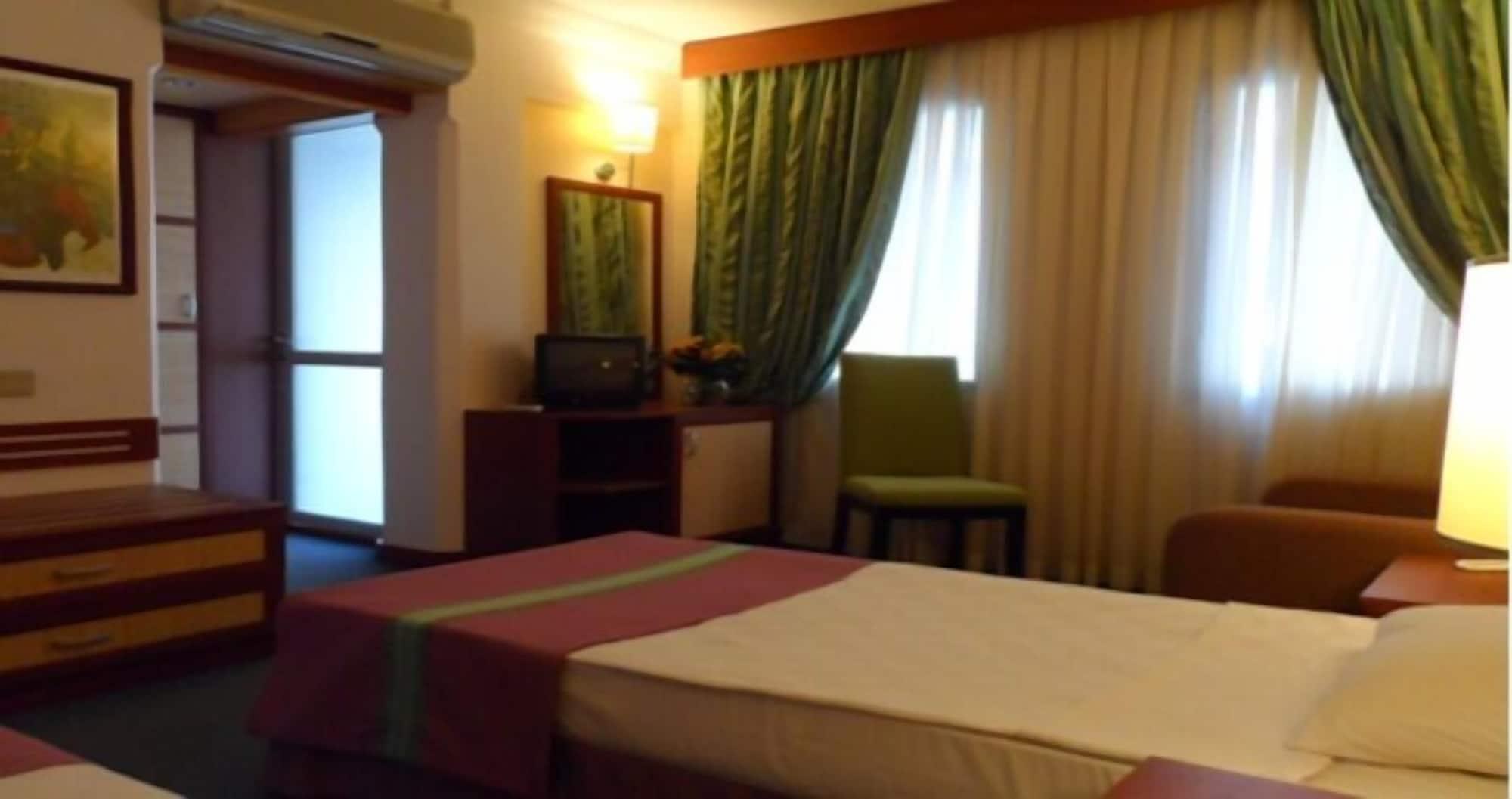 Hotel Aegean Park