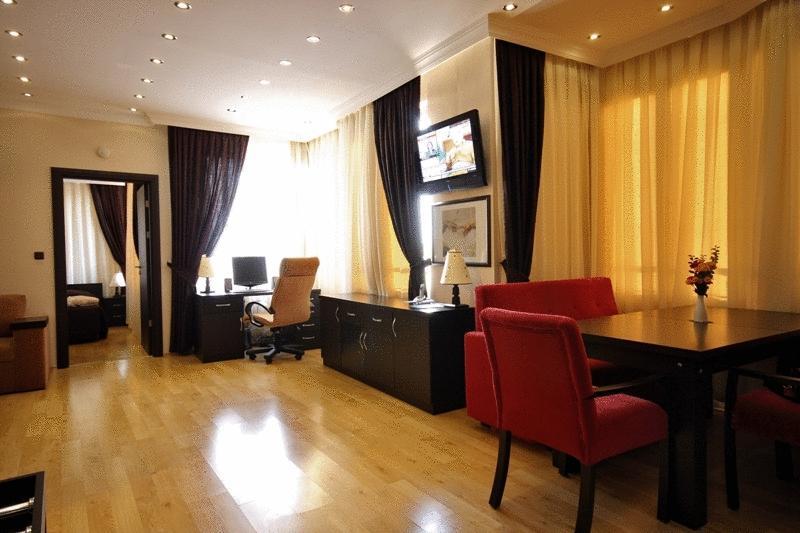 Hotel My House 2*