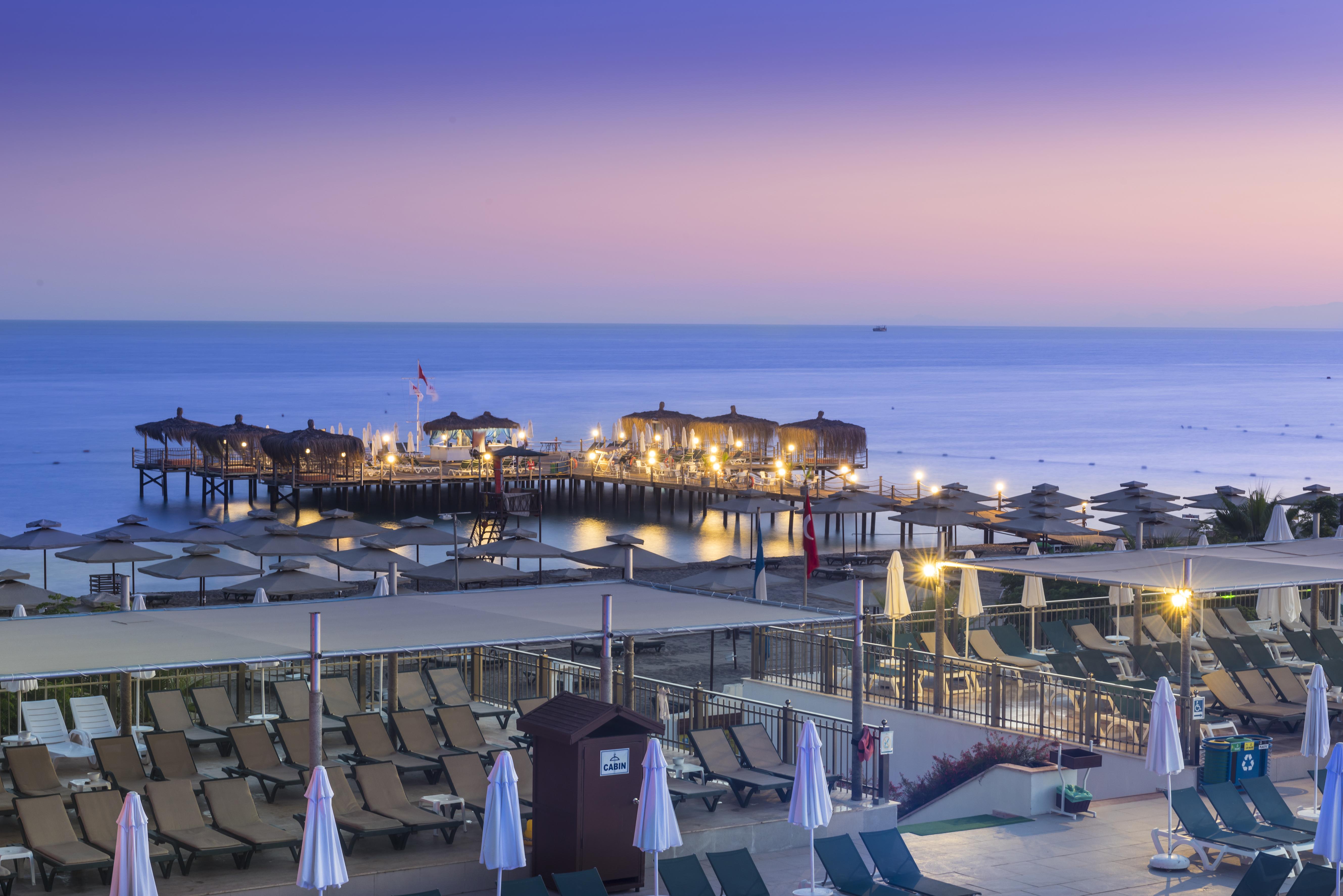 Club Nena Resort 5*