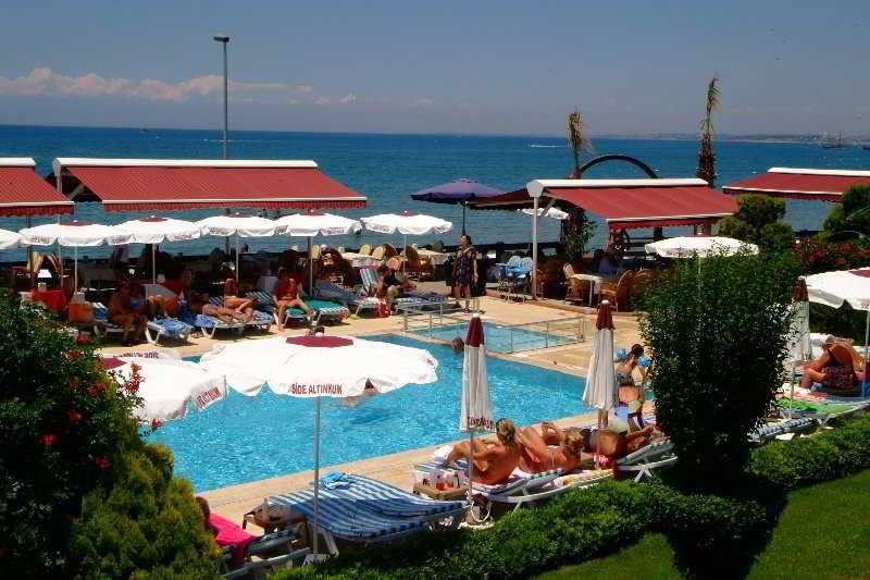 Altinkum Hotel 3*