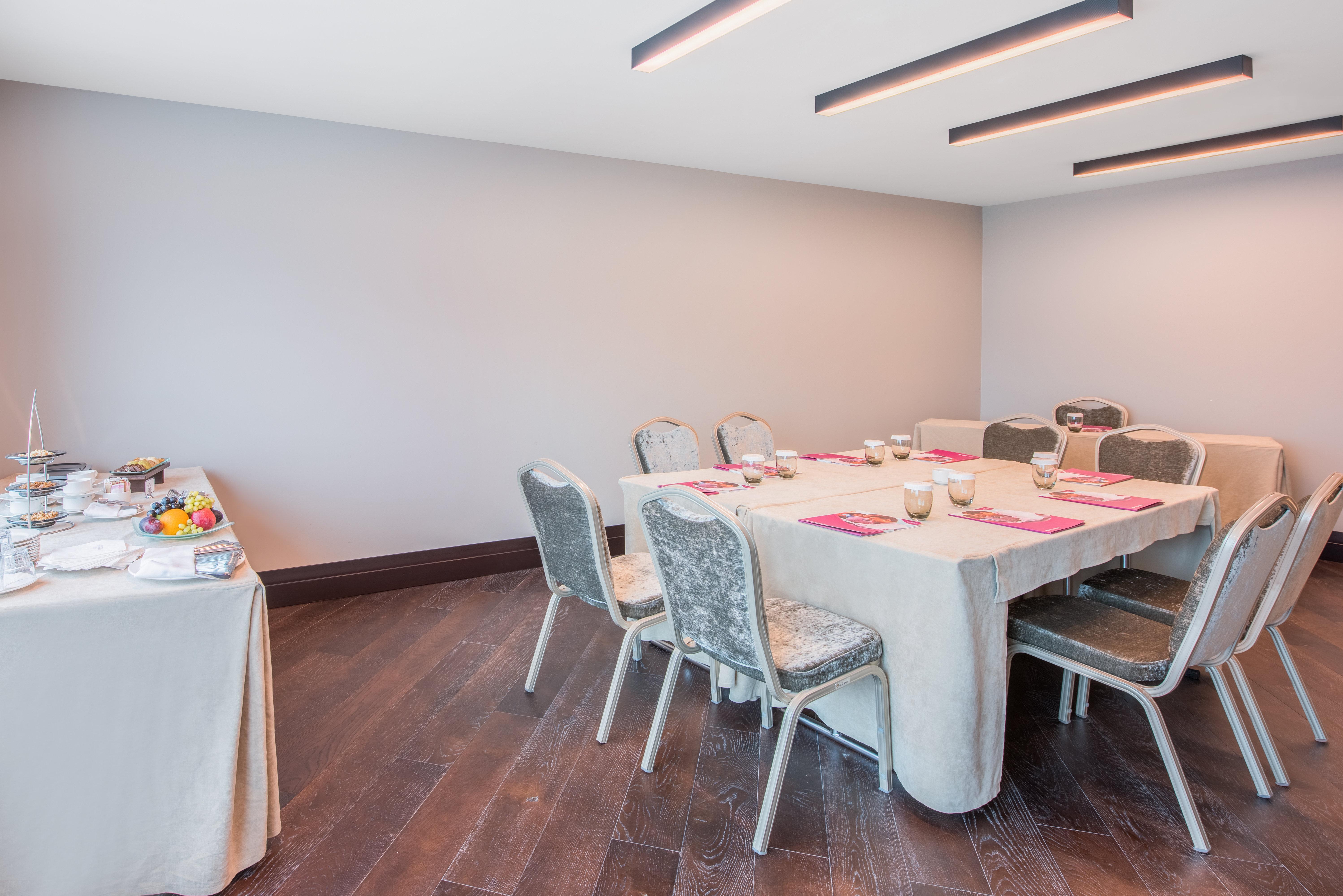 Crowne Plaza Oryapark By Ihg Hotel 5*