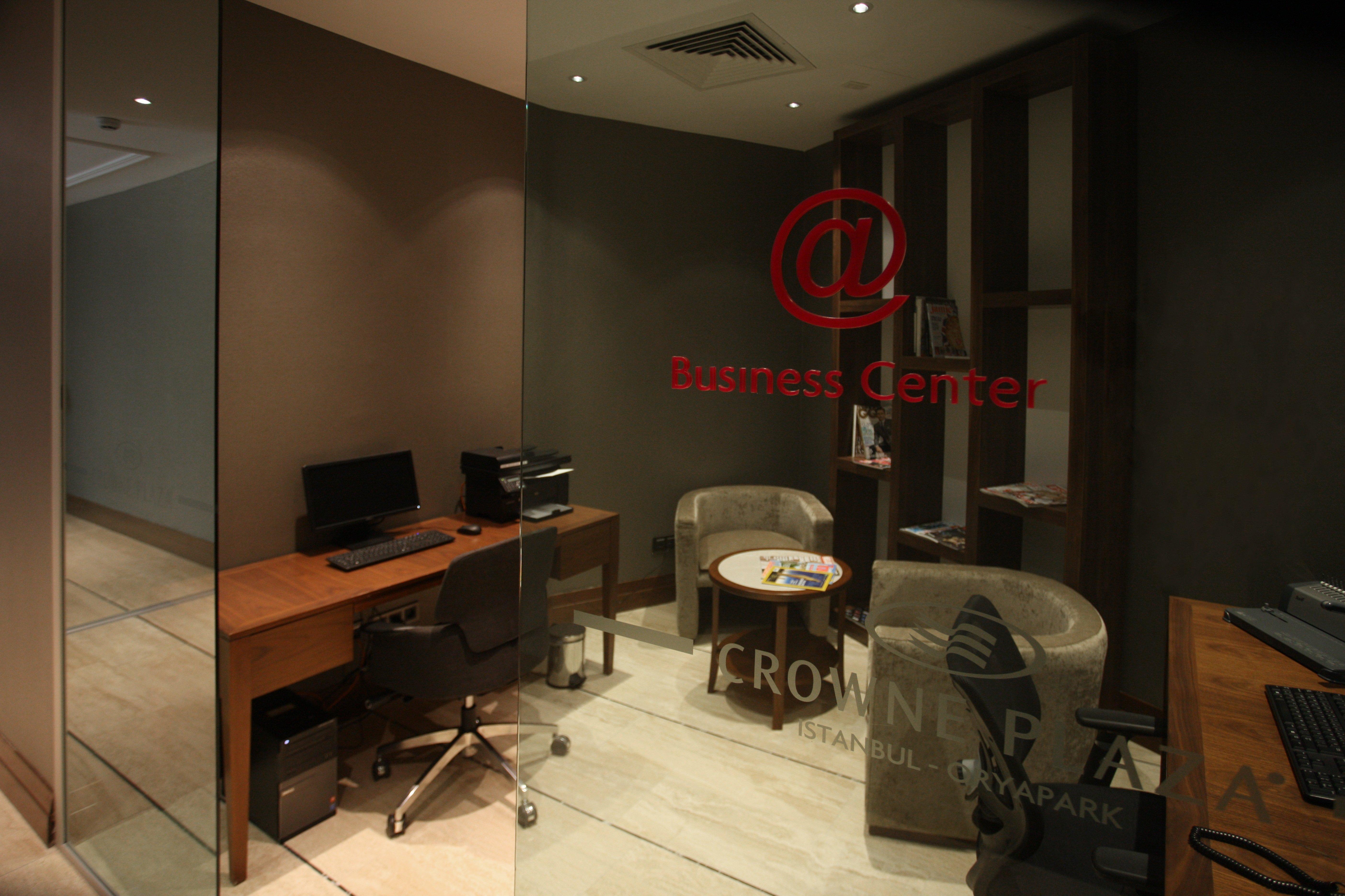 Hotel Crowne Plaza Oryapark By Ihg