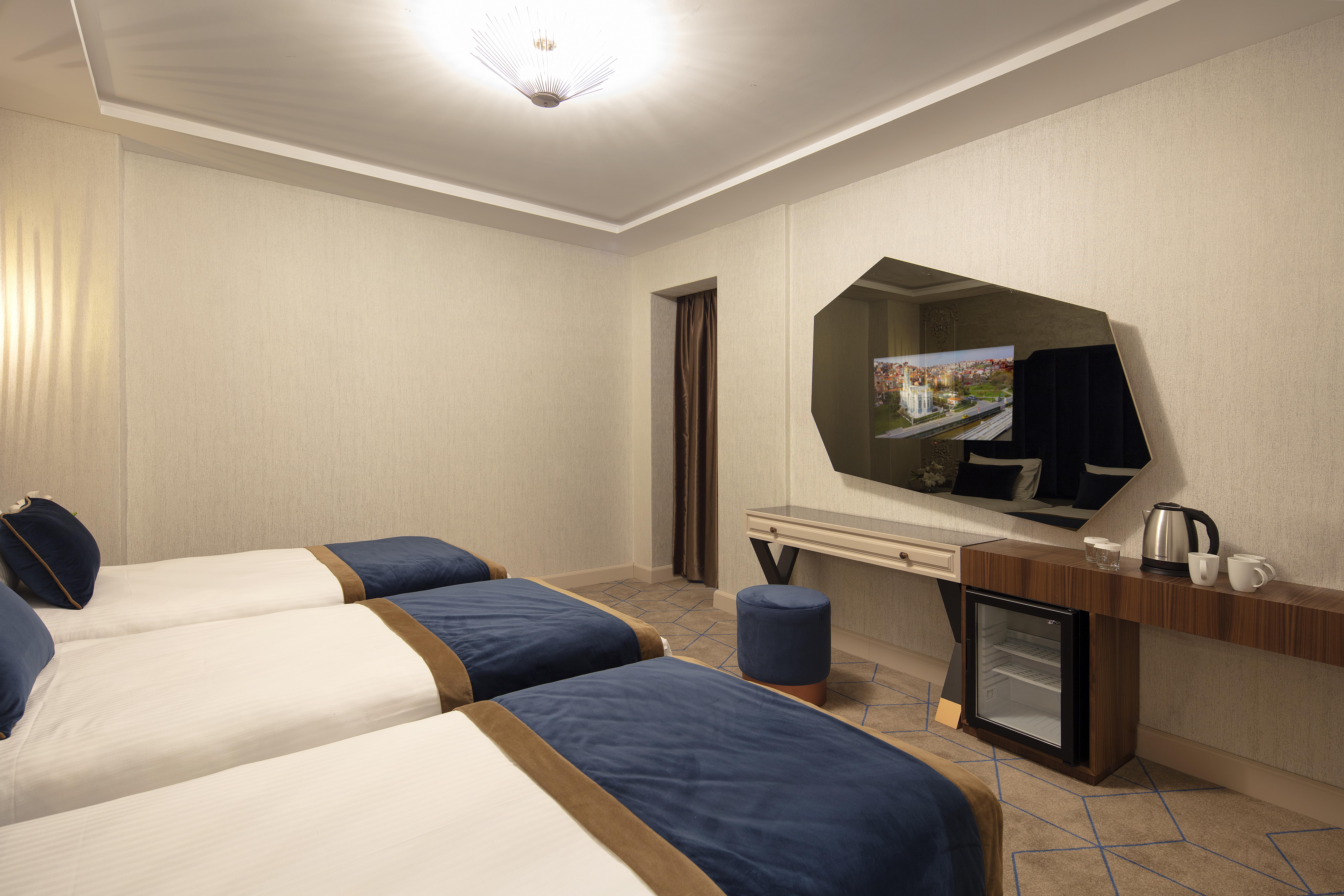 Danis & - Old Hotel Istanbul