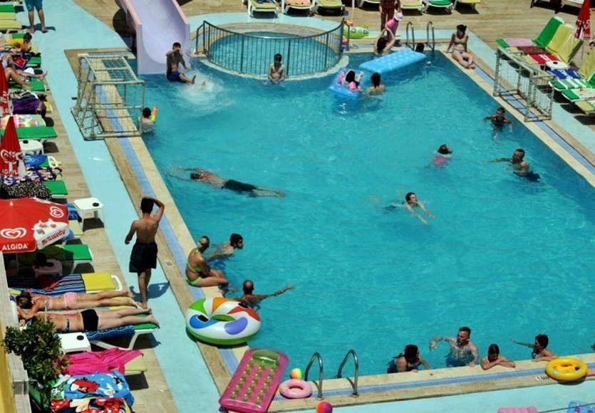 Rosy Aparthotel 2*
