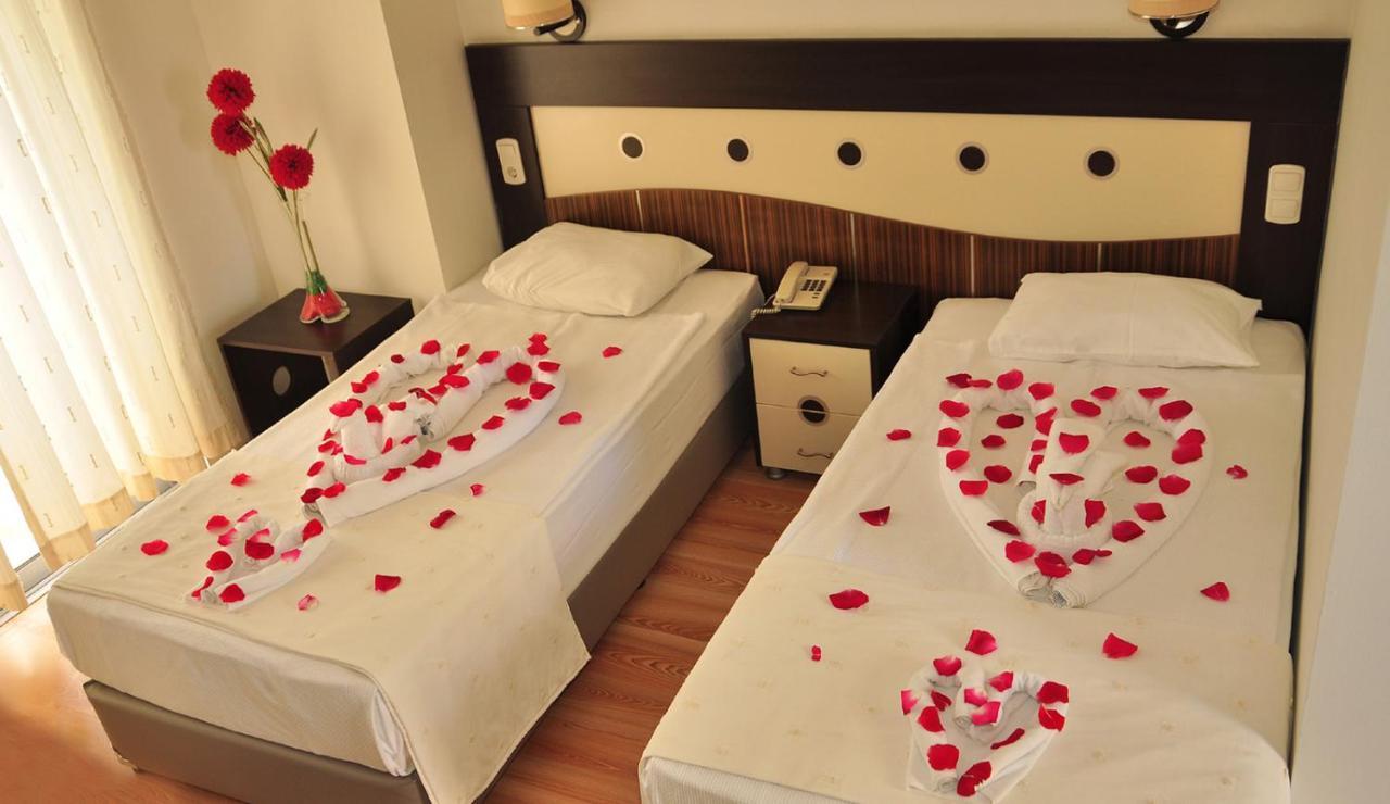 Random By Lookbookholiday Hotel Side