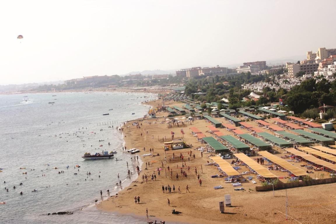 Random By Lookbookholiday Hotel 4*