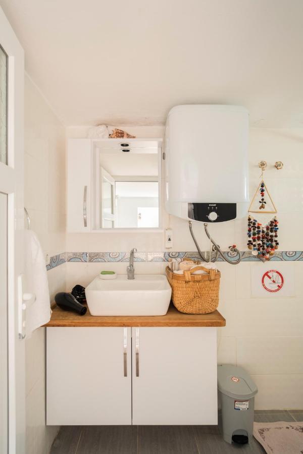 Apartment Central, Cozy, 15 Min Walk To The Beach, Fast Wi-Fi, Free Parking, 4Ppl