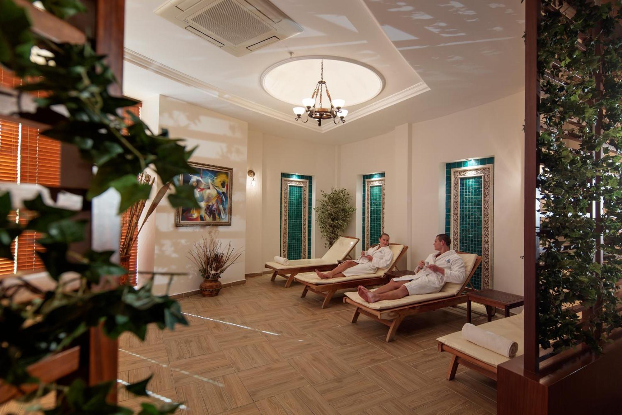 Saphir & Hotel Okurcalar