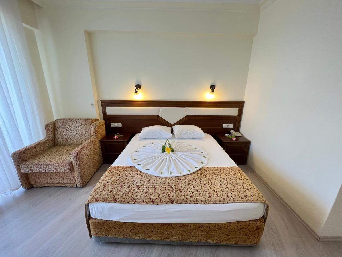Hotel Valeri Beach