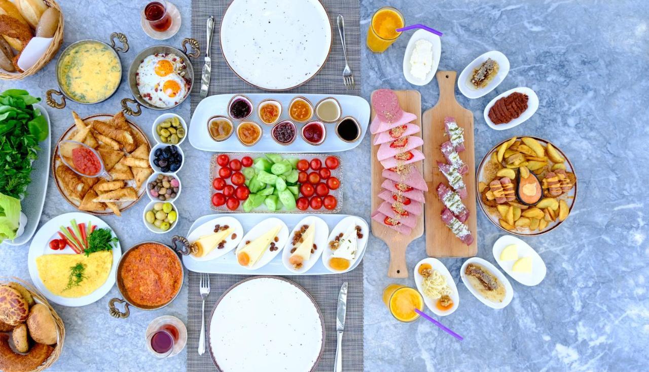 Moyo Luxury & Bodrum