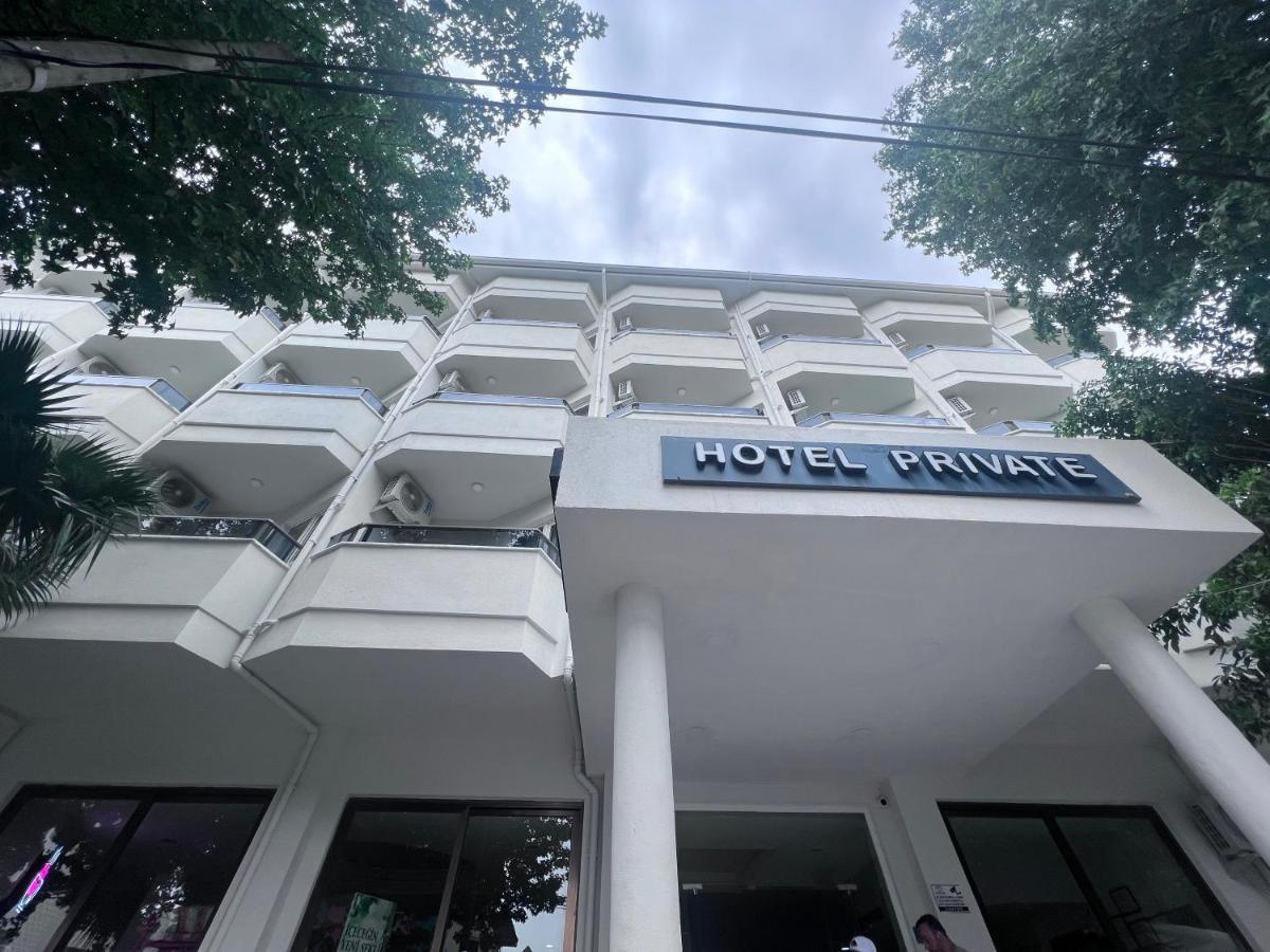 Private Hotel