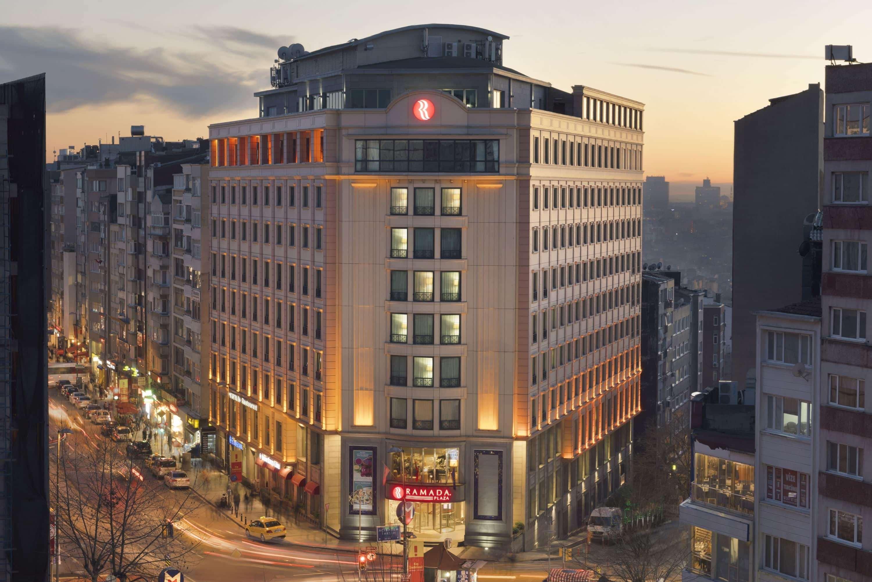 Ramada Plaza By Wyndham City Center (adults Only) 5*