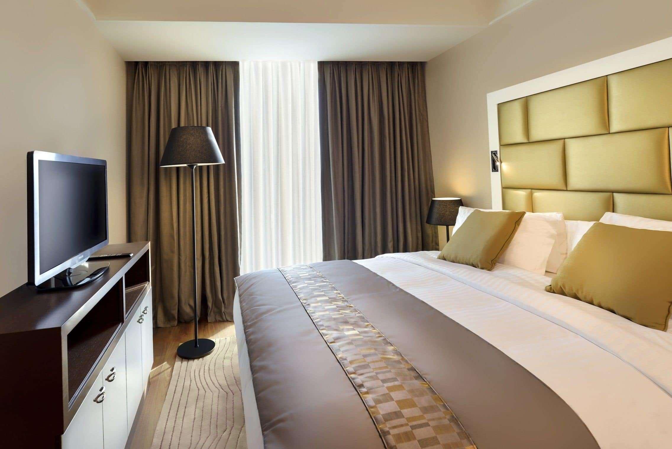 Wyndham Grand Europe 5*