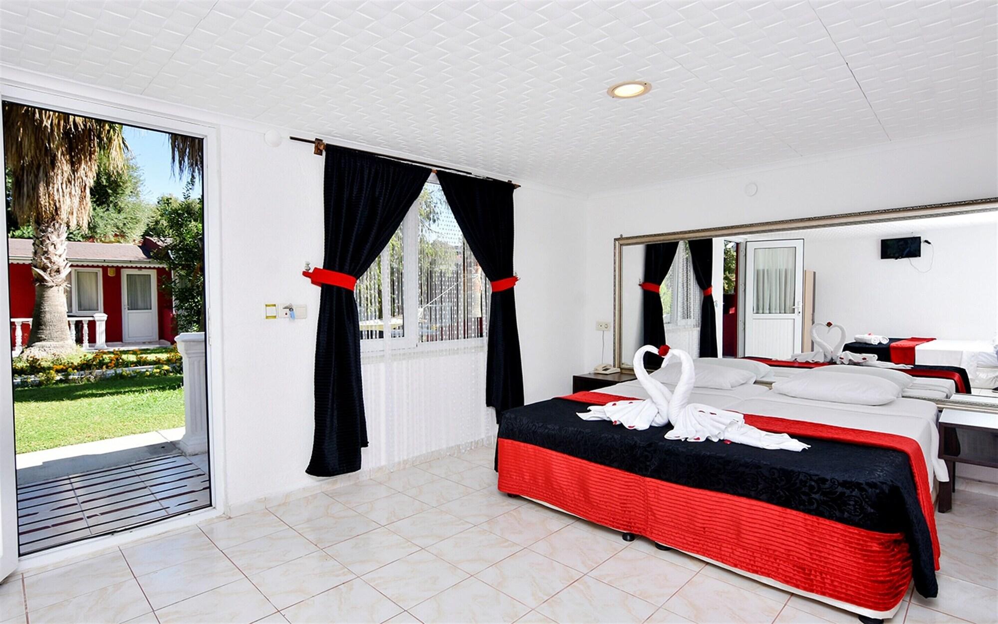 Hotel Altinkum