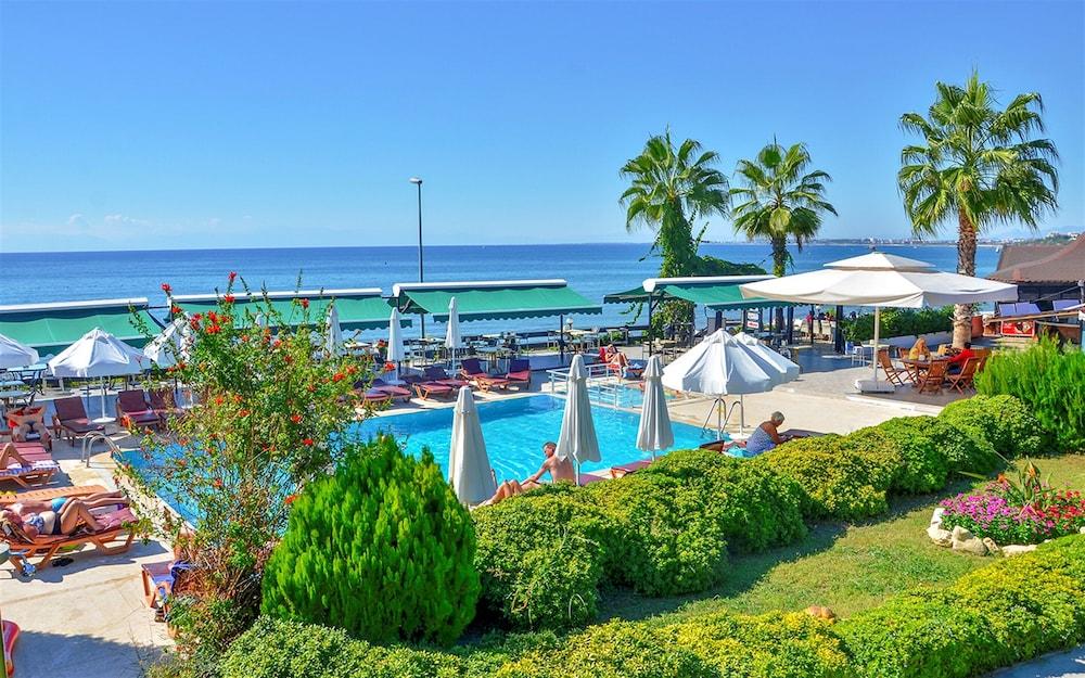 Altinkum Side