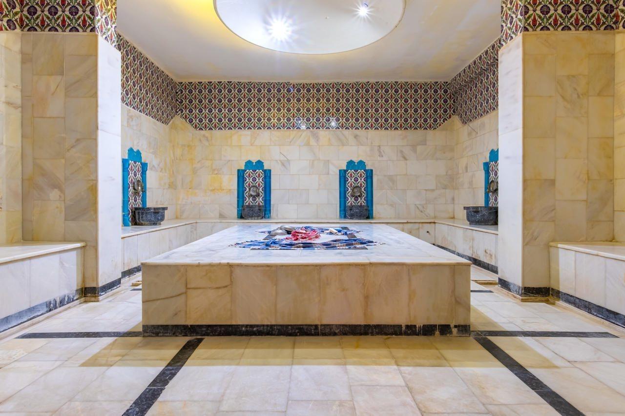 Luna Deluxe Hotel 5*