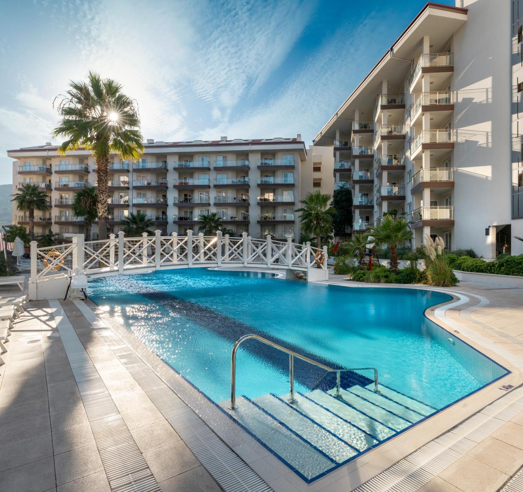 Hotel Ramada Hotel & Suites By Wyndham Kusadasi Kusadasi