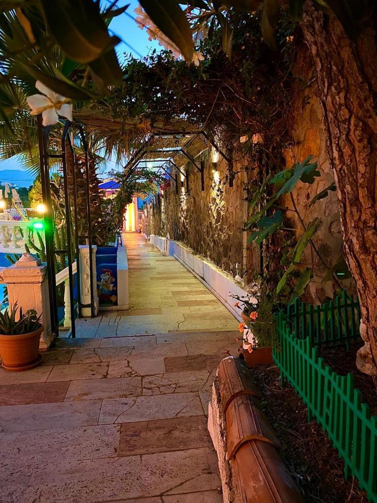 Aspat - Beach&restaurant 3*