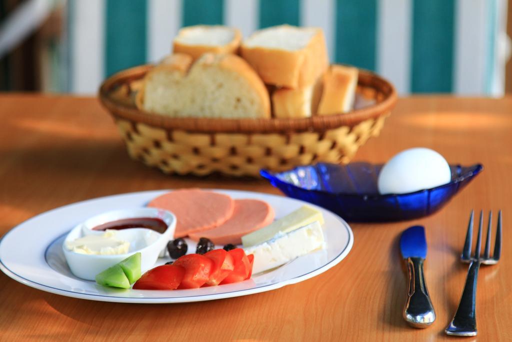 Sirin Bed & Breakfast 2*