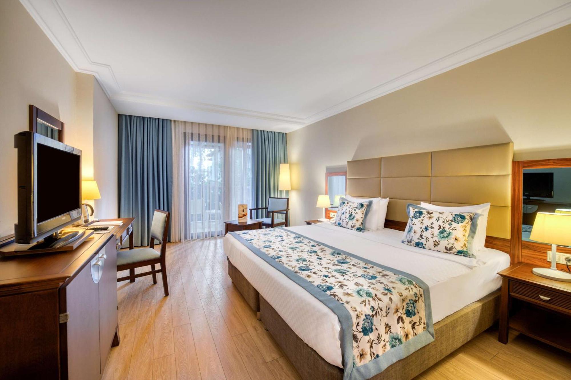 Seven Seas Life Hotel 5*