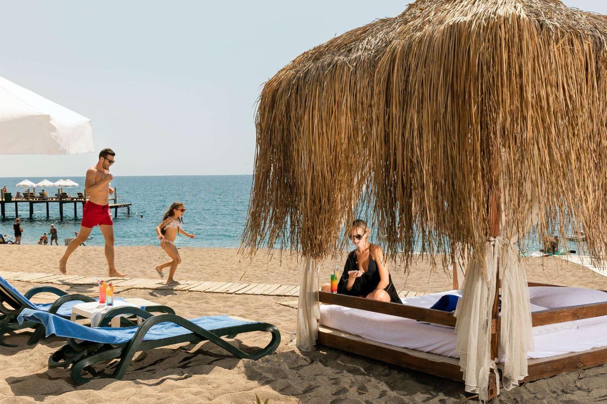 Hotel Seven Seas Life
