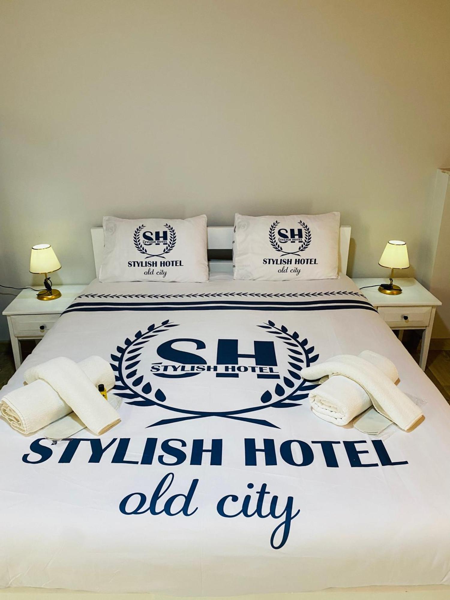 Hotel Stylish Old *