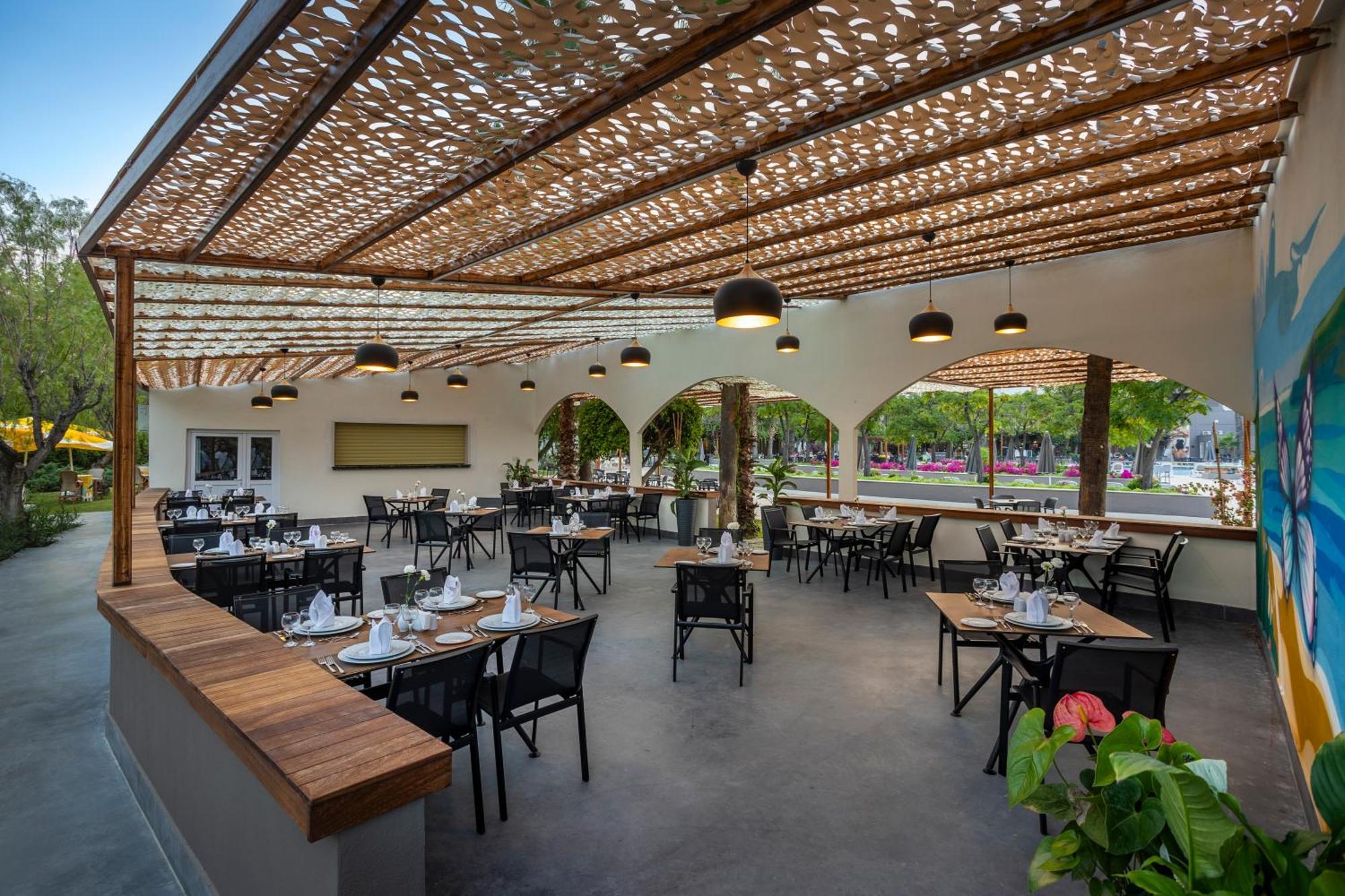 Hotel Simena Comfort 4*