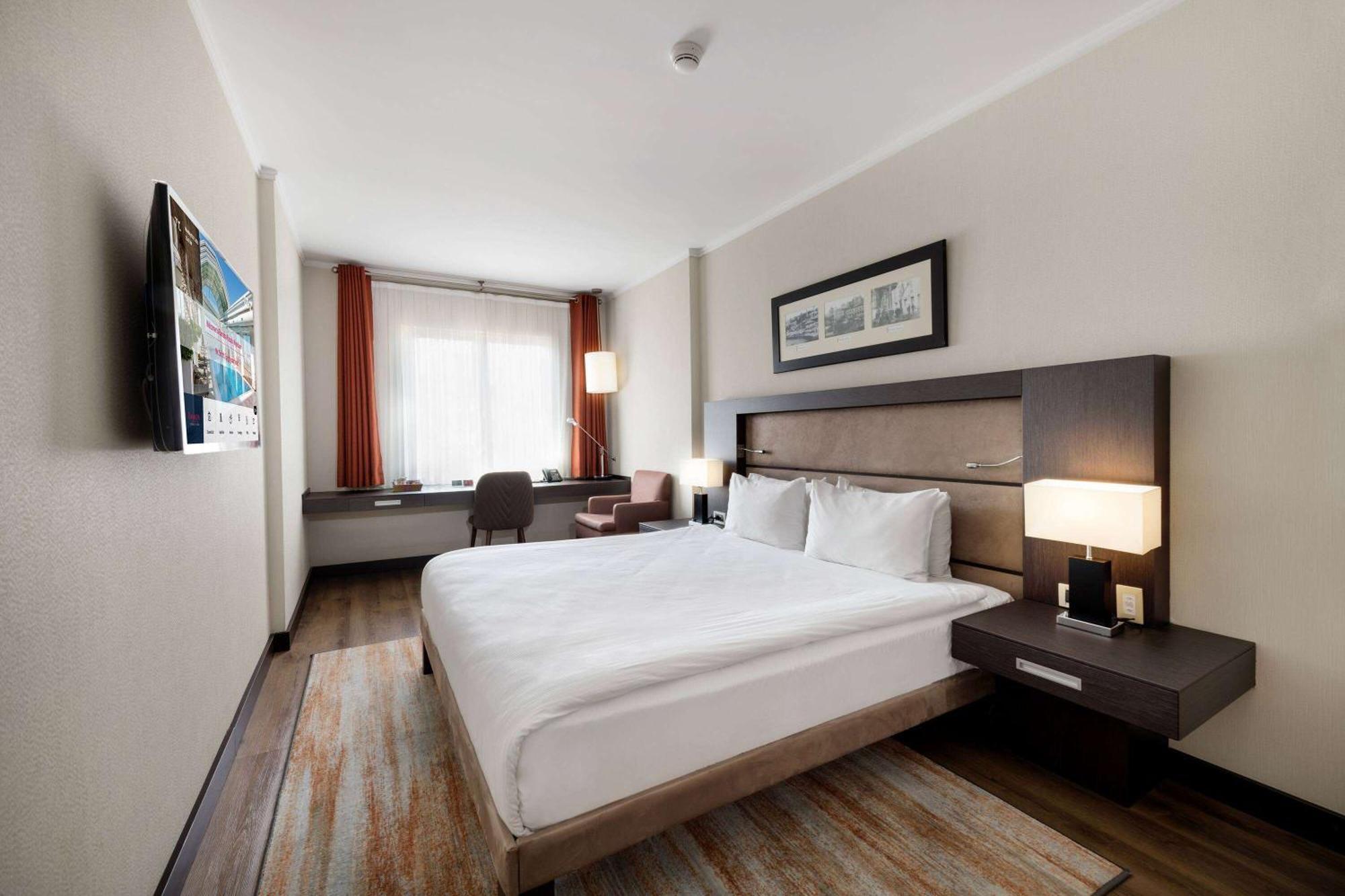 Ramada Plaza By Wyndham City Center (adults Only) Istanbul