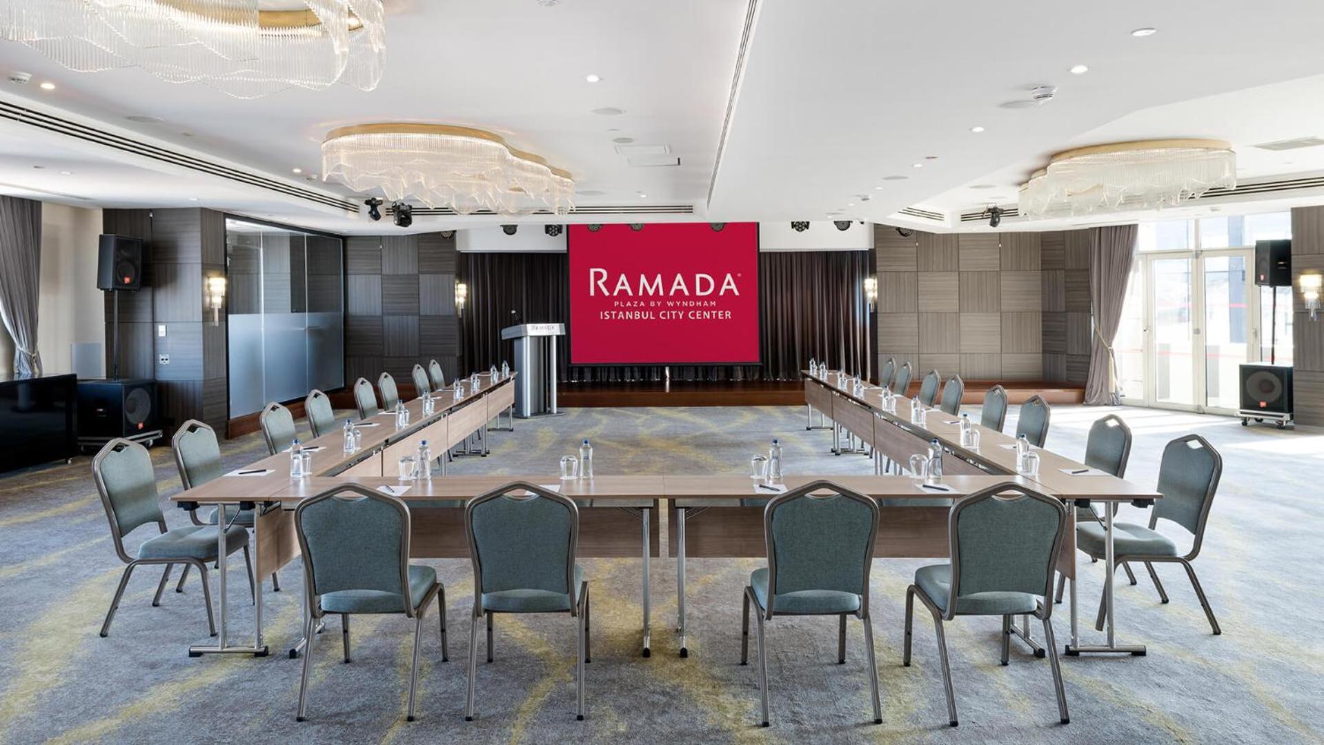 Ramada Plaza By Wyndham City Center (adults Only) 5*